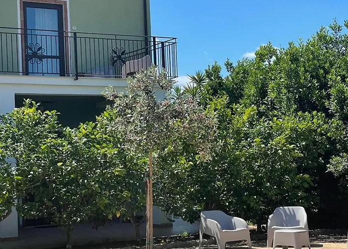 Donna Rosa コリリアーノ・カーラブロ